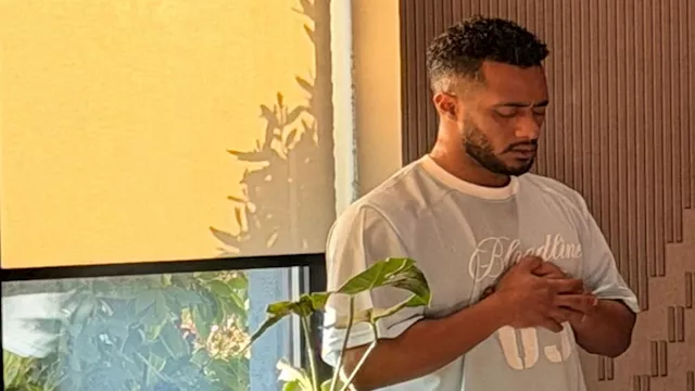 محمد رمضان: "ربنا جعل الصلاة قد الفلاح وقد العمل"